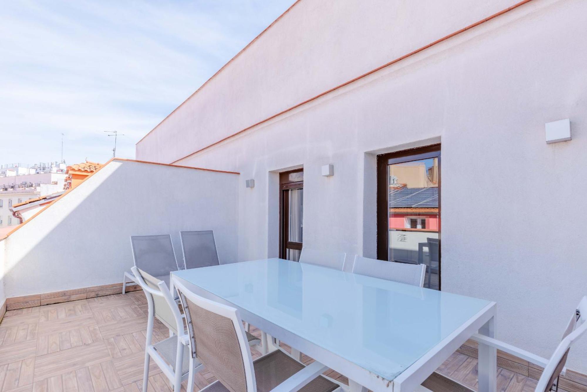 Nomad Latina En Madrid Apartment Bagian luar foto