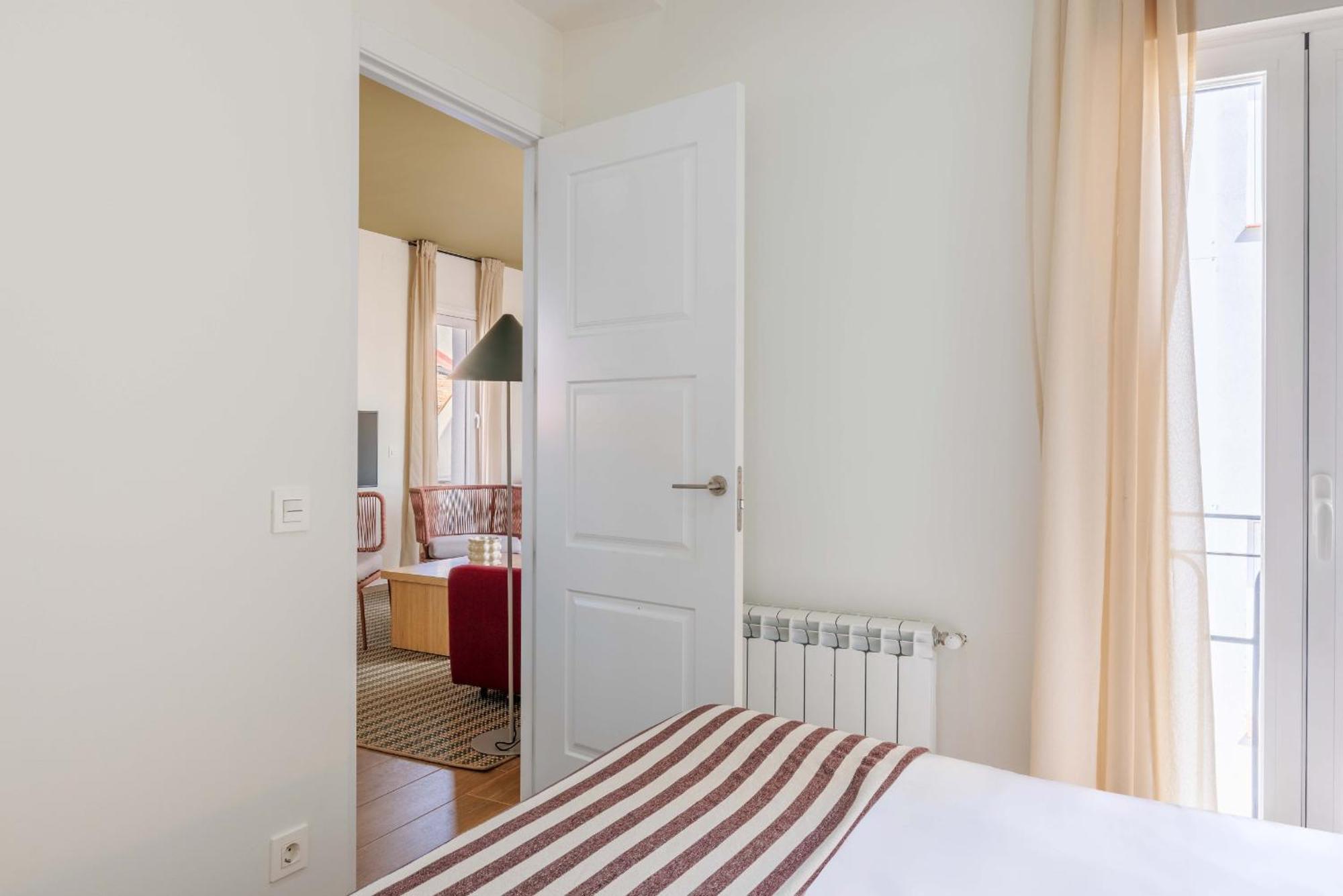 Nomad Latina En Madrid Apartment Bagian luar foto