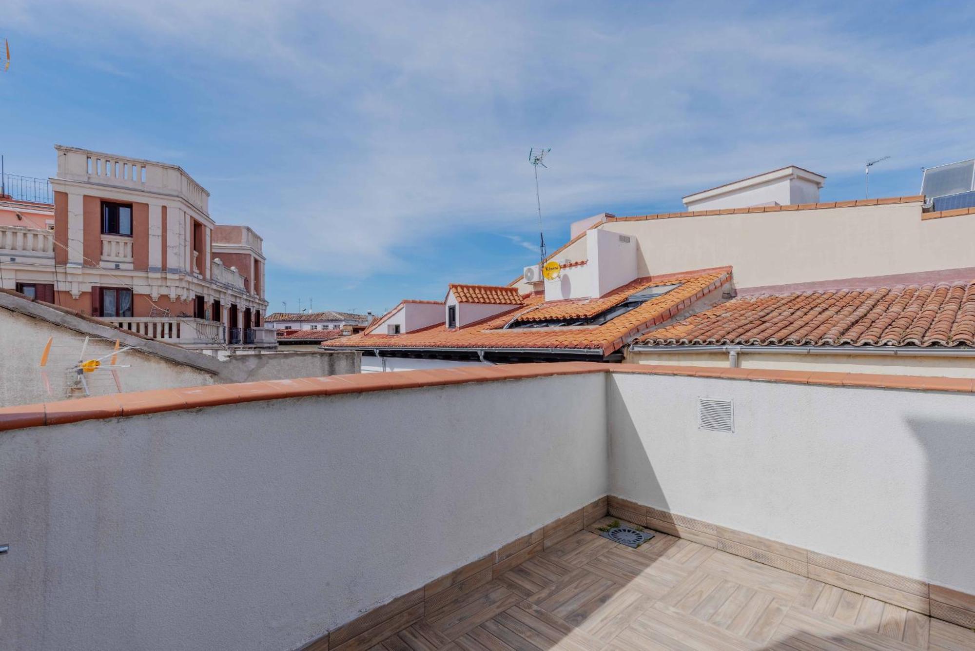 Nomad Latina En Madrid Apartment Bagian luar foto