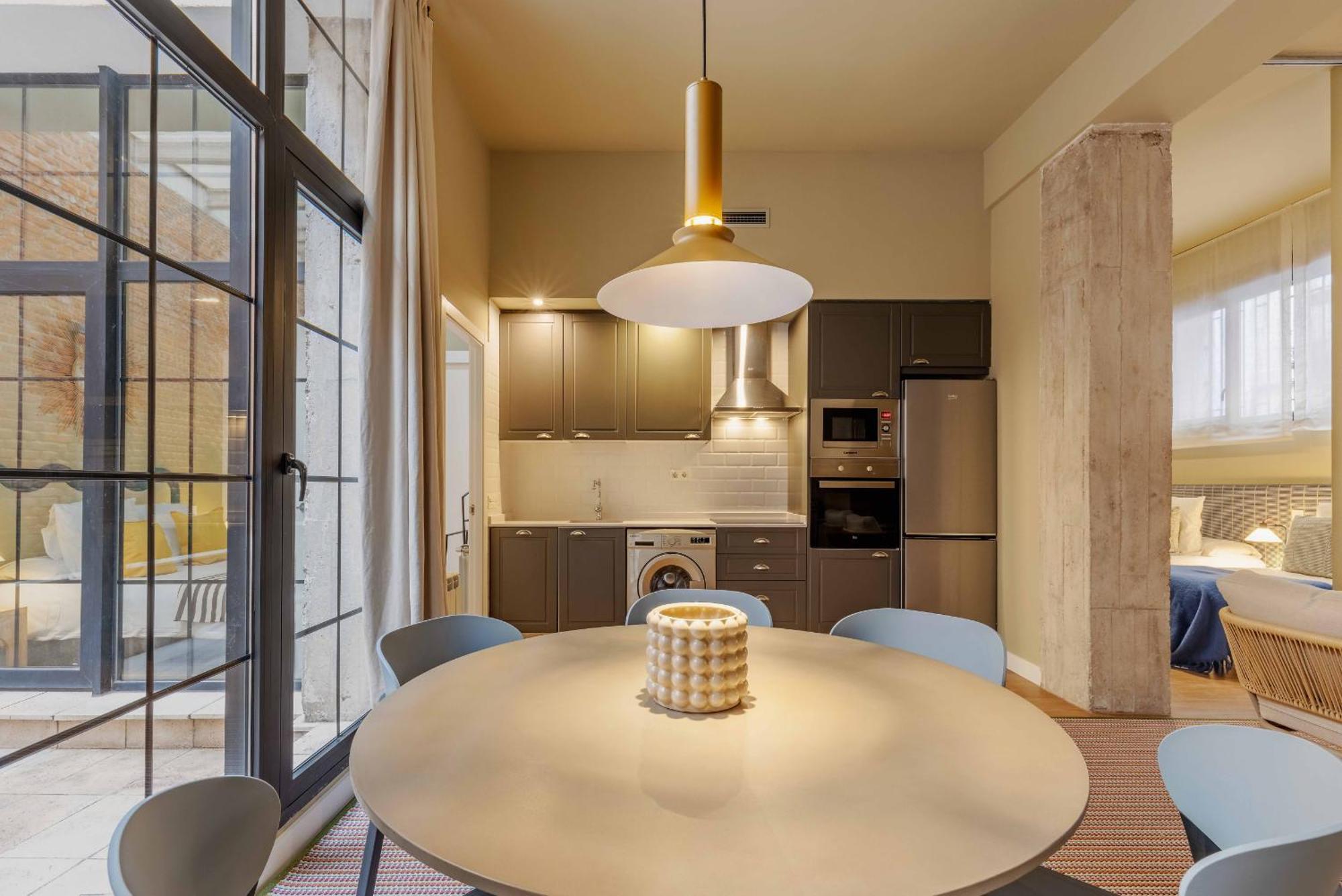 Nomad Latina En Madrid Apartment Bagian luar foto