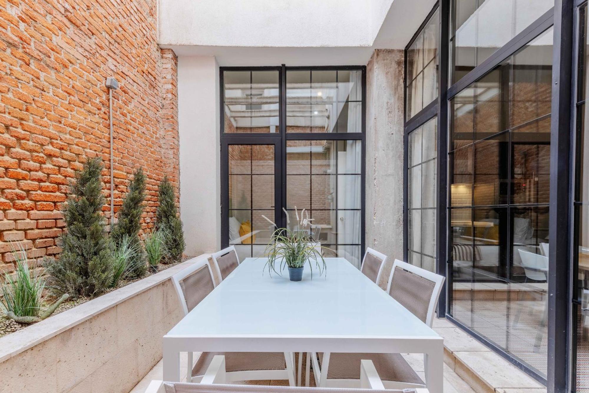 Nomad Latina En Madrid Apartment Bagian luar foto