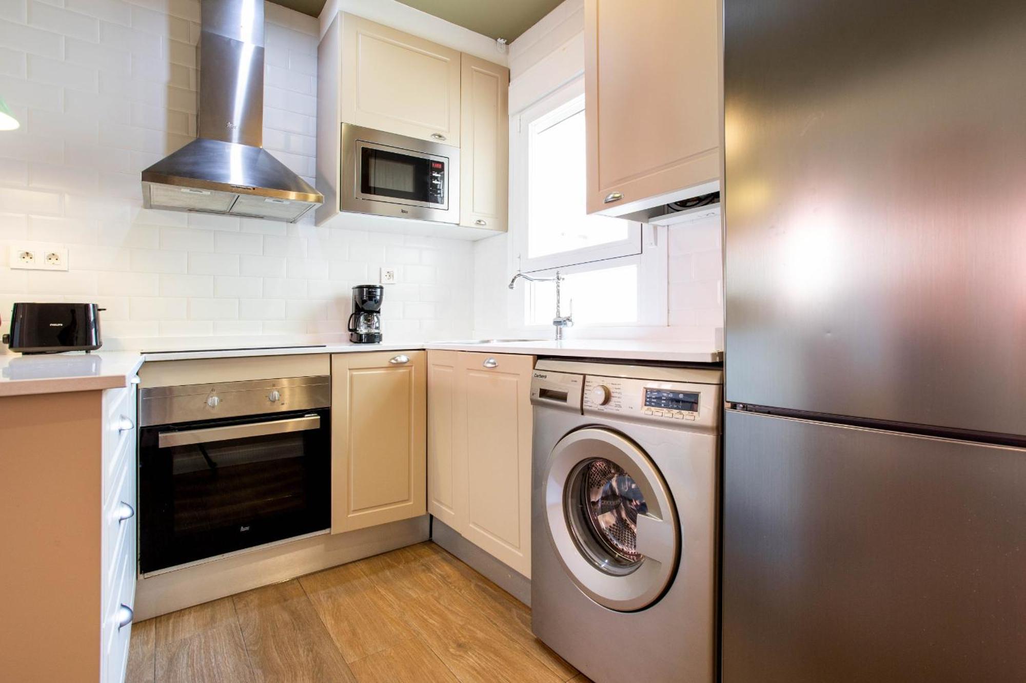 Nomad Latina En Madrid Apartment Bagian luar foto